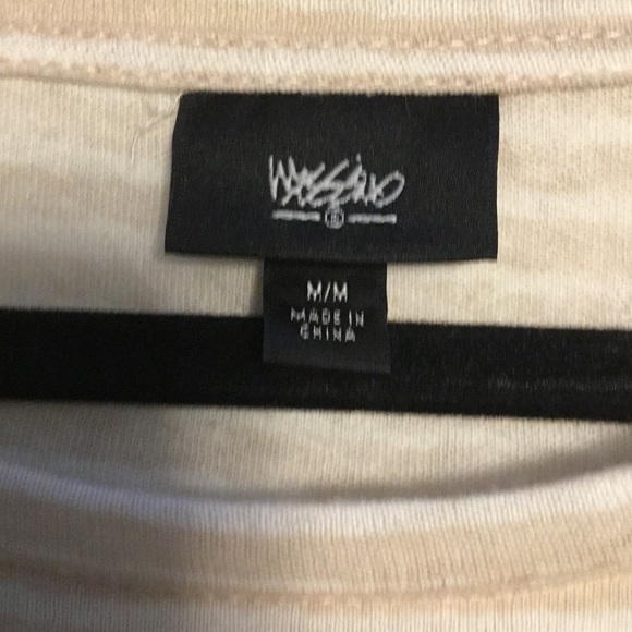 👚(bundle 4 items w/👚for $16) Cream and white striped top - Picture 4 of 8